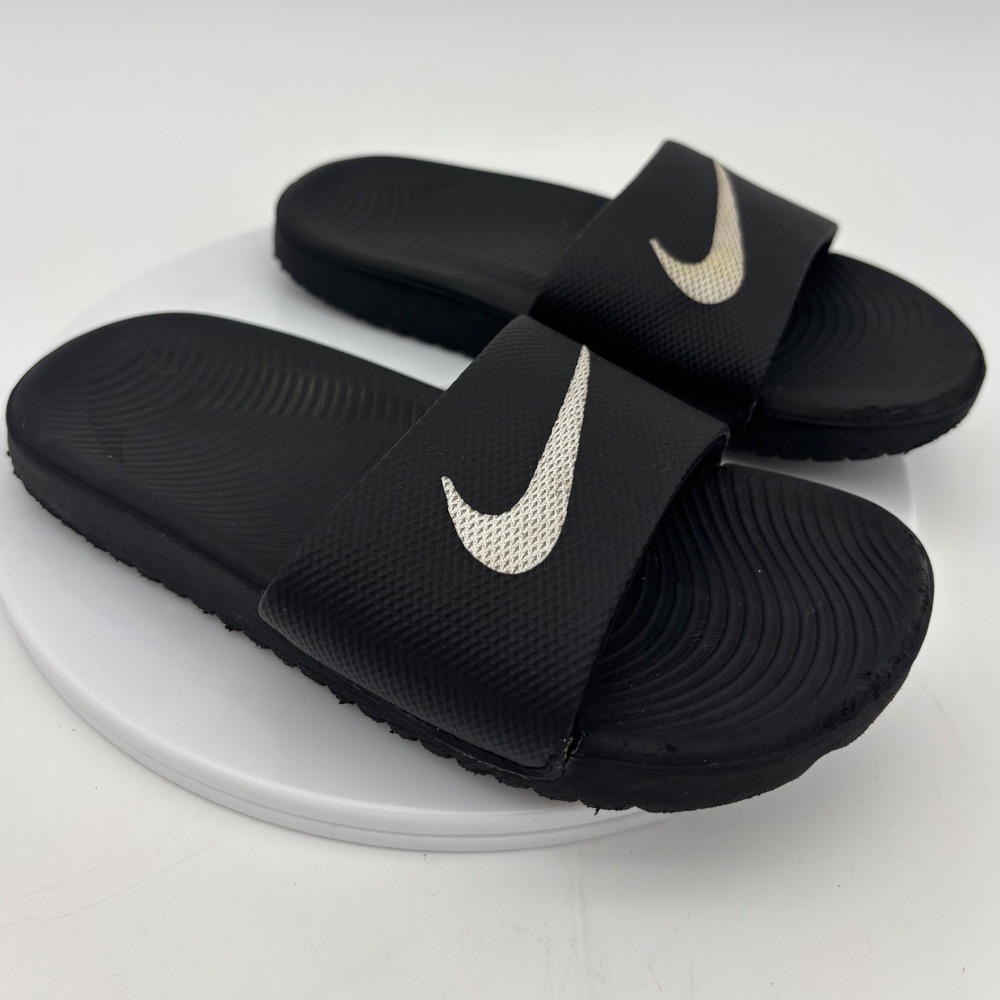 NIKE Boys Slides Toddler Black White Swoosh Kids Sandals Kawa Shoe Beach 12 Pool